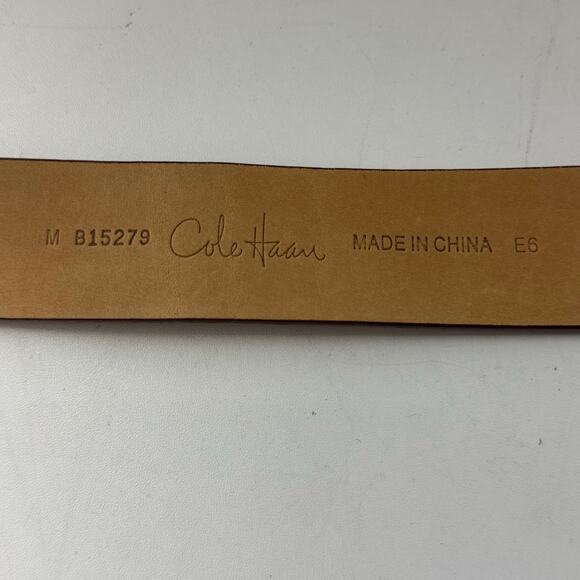 Cole Haan Y2K Medallion Belt Light Brown Leather Sz 30 Womens - Picture 6 of 7